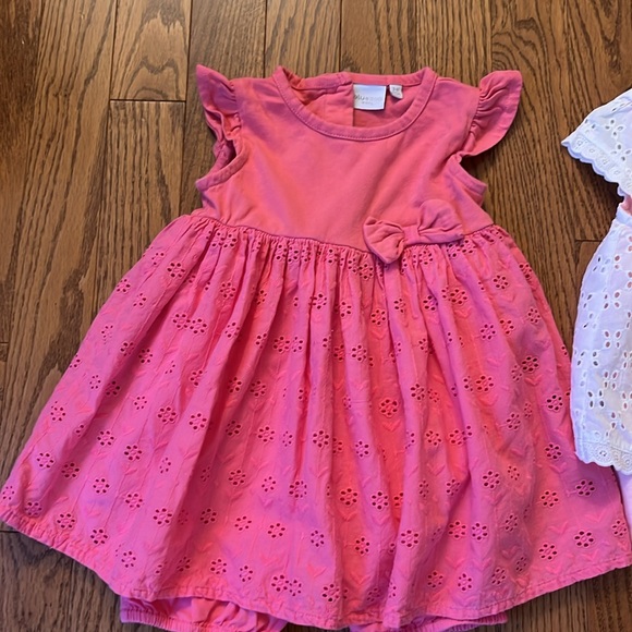 LOT OF 2 DRESSES SIZE 3-6M - Picture 2 of 4